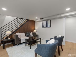 3901 151st Avenue SE, Bellevue WA 98006