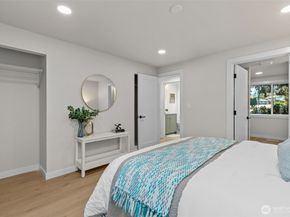 3901 151st Avenue SE, Bellevue WA 98006