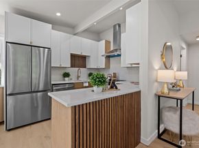 3901 151st Avenue SE, Bellevue WA 98006