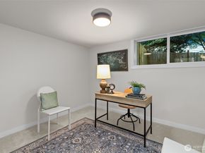 3901 151st Avenue SE, Bellevue WA 98006
