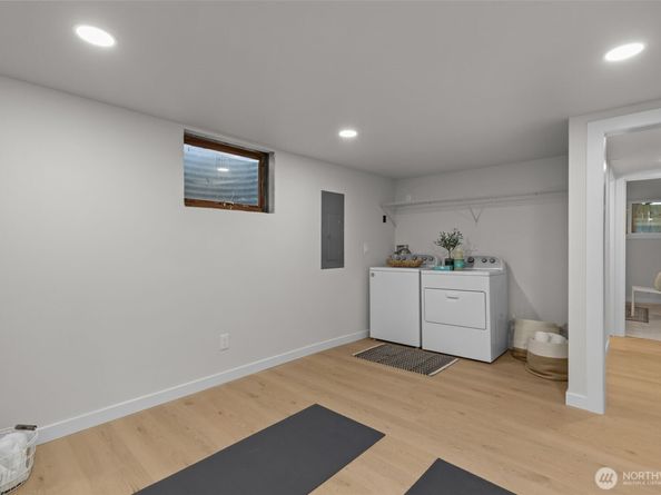 3901 151st Avenue SE, Bellevue WA 98006