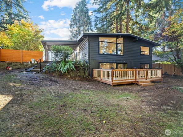 3901 151st Avenue SE, Bellevue WA 98006