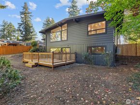 3901 151st Avenue SE, Bellevue WA 98006