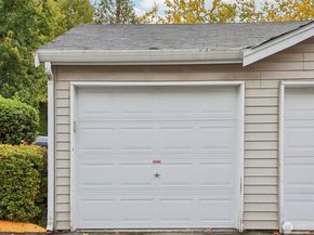 2009 196th Street SE E302, Bothell WA 98012