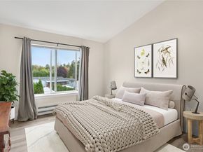 2009 196th Street SE E302, Bothell WA 98012