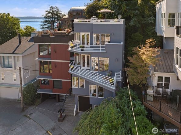 3513 S Leschi Place, Seattle WA 98144