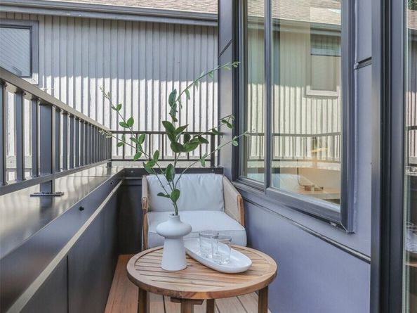 8750 13th Avenue NW B, Seattle WA 98117