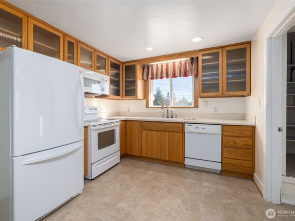 4911 Delaware Avenue, Everett WA 98203