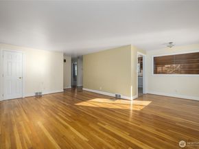 4911 Delaware Avenue, Everett WA 98203