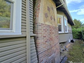 5619 16th Avenue NE, Seattle WA 98105