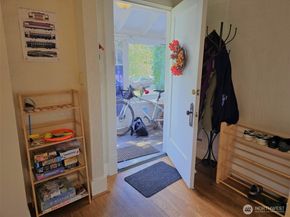 5619 16th Avenue NE, Seattle WA 98105