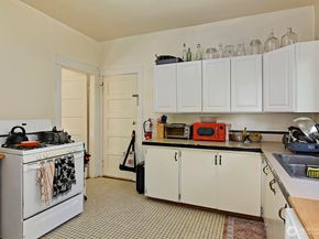 5619 16th Avenue NE, Seattle WA 98105