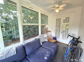 5619 16th Avenue NE, Seattle WA 98105