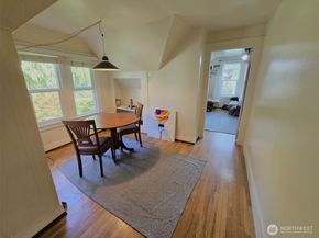 5619 16th Avenue NE, Seattle WA 98105