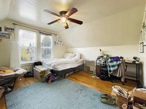 5619 16th Avenue NE, Seattle WA 98105