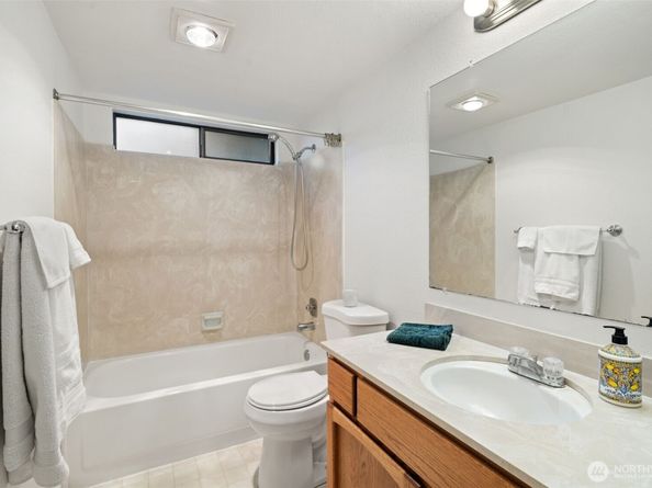 26435 Pennsylvania Avenue NE 39, Kingston WA 98346