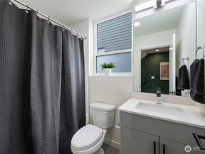 943 NW 56th Street, Seattle WA 98107