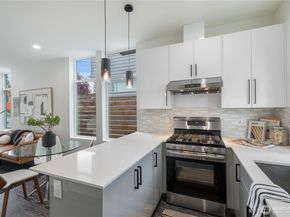 943 NW 56th Street, Seattle WA 98107