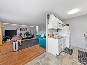 9623 S 248th Street C3, Kent WA 98030