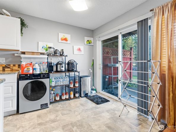 9623 S 248th Street C3, Kent WA 98030