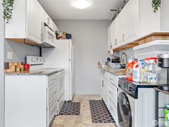 9623 S 248th Street C3, Kent WA 98030