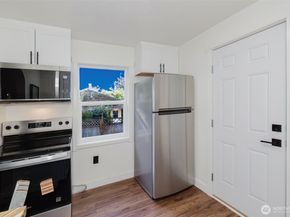 720 S Charleston Avenue, Bremerton WA 98312