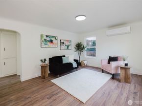 720 S Charleston Avenue, Bremerton WA 98312
