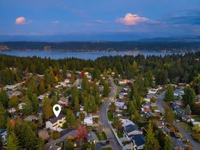 80 159th Place NE, Bellevue WA 98008
