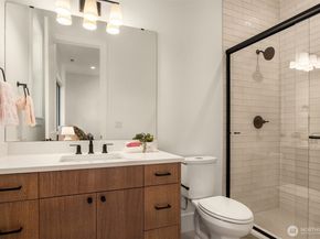 80 159th Place NE, Bellevue WA 98008
