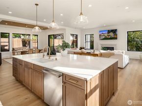 80 159th Place NE, Bellevue WA 98008