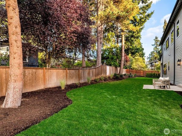 80 159th Place NE, Bellevue WA 98008