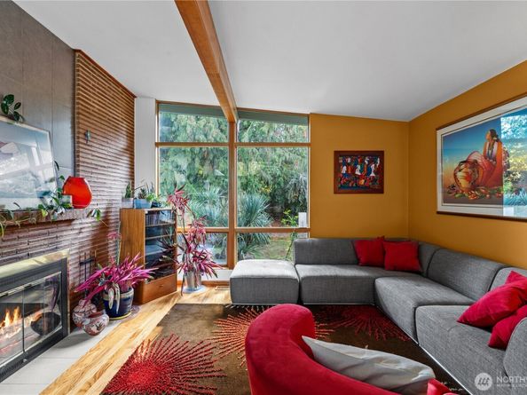 14405 SE 14th St, Bellevue WA 98007
