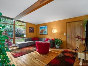 14405 SE 14th St, Bellevue WA 98007