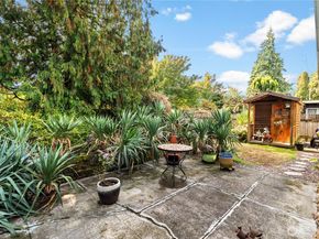14405 SE 14th St, Bellevue WA 98007