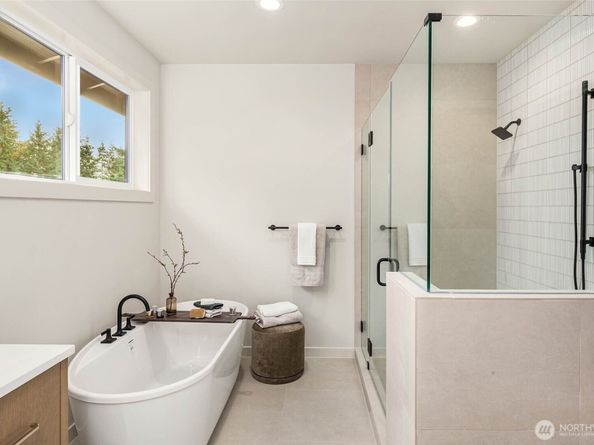 13113 NE 104th Street, Kirkland WA 98033