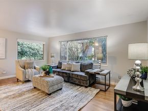 418 Highland Drive 4, Seattle WA 98109