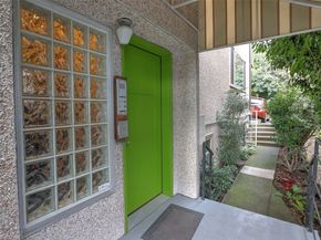 418 Highland Drive 4, Seattle WA 98109