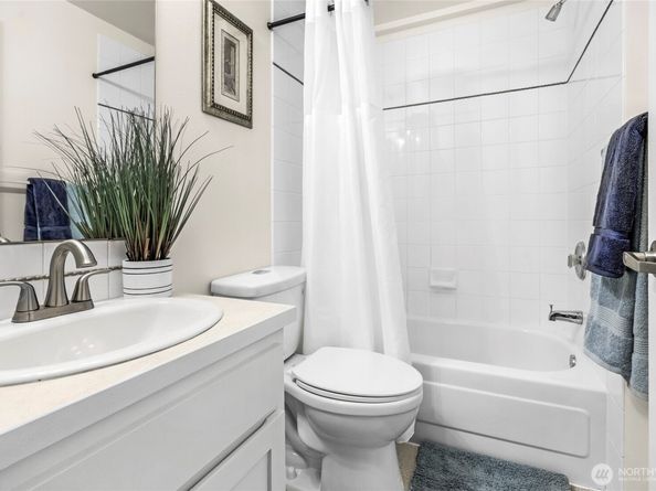 3604 22nd Avenue W, Seattle WA 98199