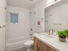 12038 33rd Avenue NE, Seattle WA 98125