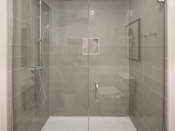 12038 33rd Avenue NE, Seattle WA 98125