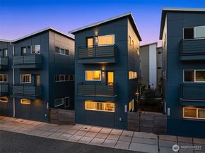 12038 33rd Avenue NE, Seattle WA 98125