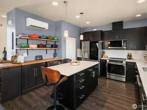 9714 11th Avenue SW, Seattle WA 98106