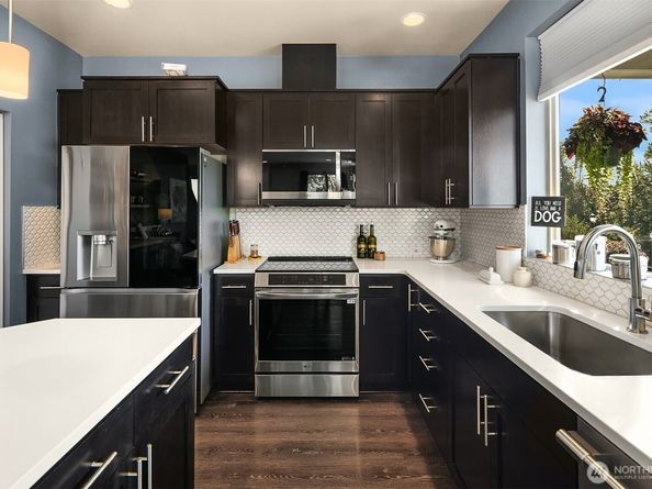 9714 11th Avenue SW, Seattle WA 98106