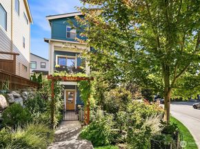 9714 11th Avenue SW, Seattle WA 98106