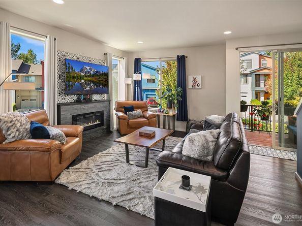 9714 11th Avenue SW, Seattle WA 98106