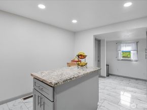 13633 42nd Avenue S, Tukwila WA 98168
