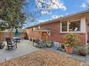 3309 W Thurman, Seattle WA 98199