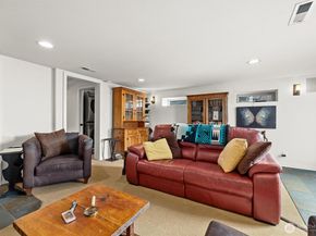3309 W Thurman, Seattle WA 98199