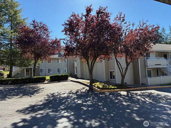 21301 52nd Avenue W B111, Mountlake Terrace WA 98043