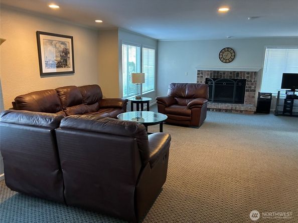 21301 52nd Avenue W B111, Mountlake Terrace WA 98043